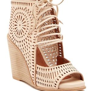 Jeffery Campbell- rayos perforated wedge